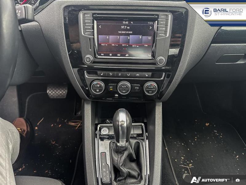 volkswagen Jetta 2017 - 19