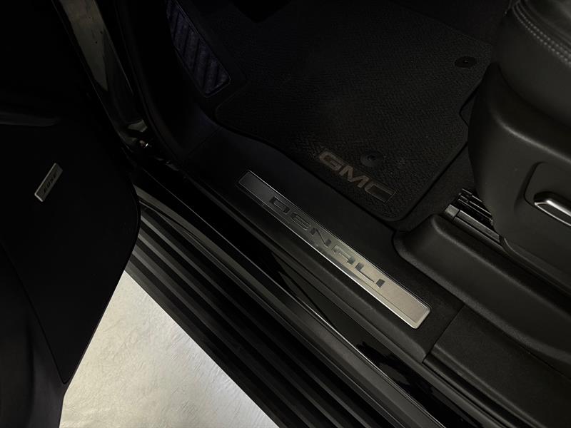 gmc Yukon XL 2023 - 32