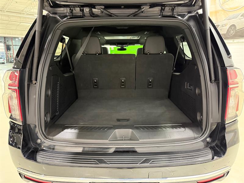 chevrolet Suburban 2022 - 14