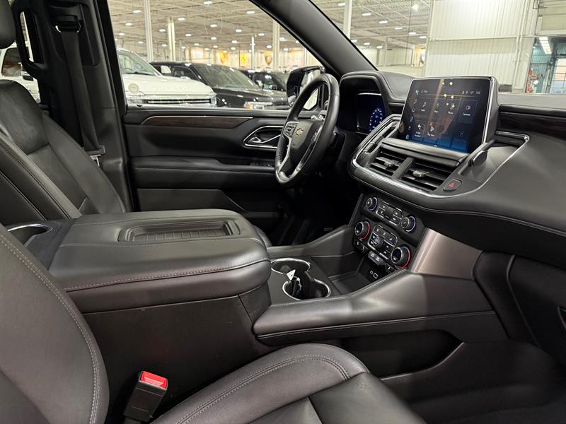 chevrolet Suburban 2022 - 18