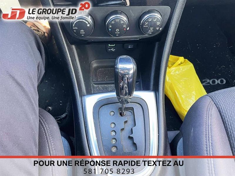 chrysler 200 2012 - 9