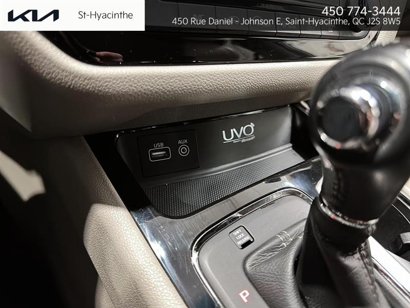 kia Sedona 2016 - 13