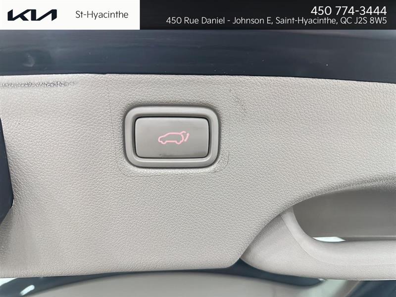 kia Sedona 2016 - 25