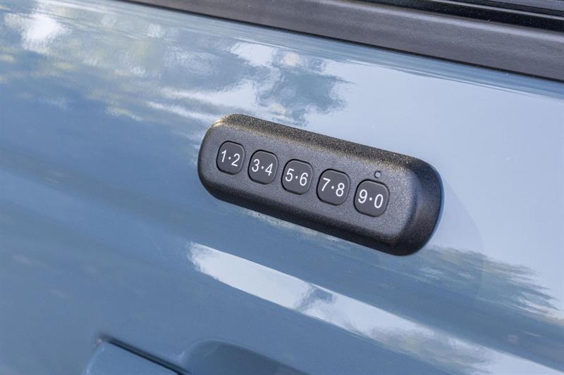 ford Bronco 2021 - 38