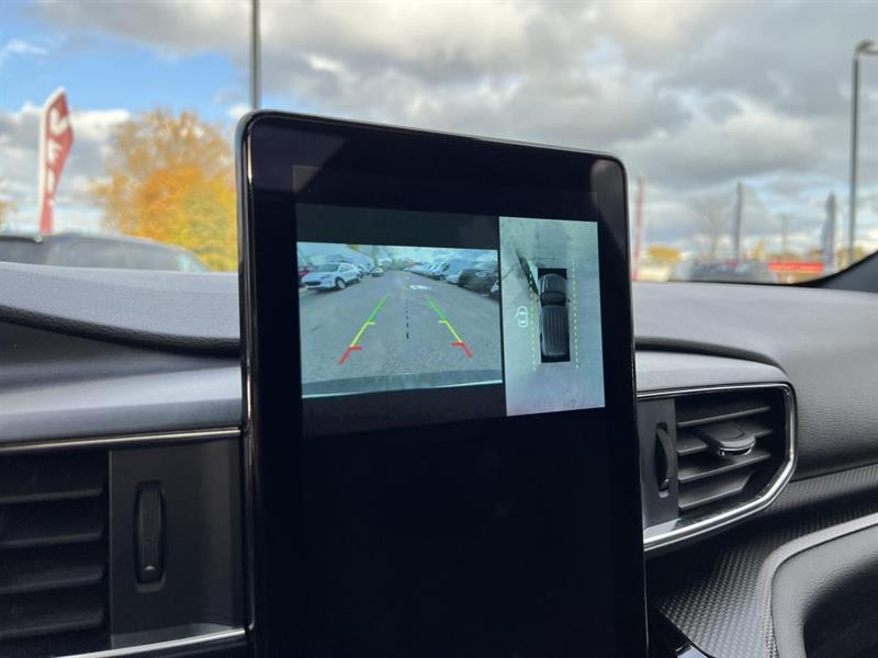 ford Explorer 2021 - 21