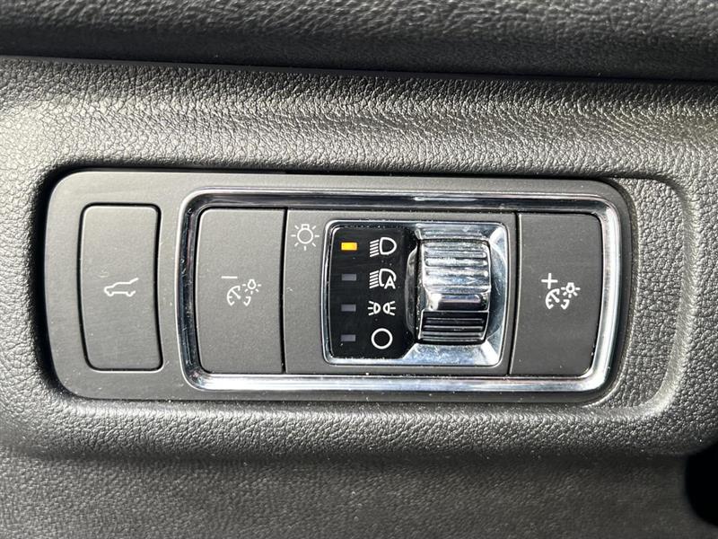 lincoln Corsair 2021 - 21