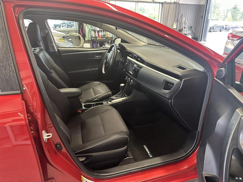 toyota Corolla 2016 - 12