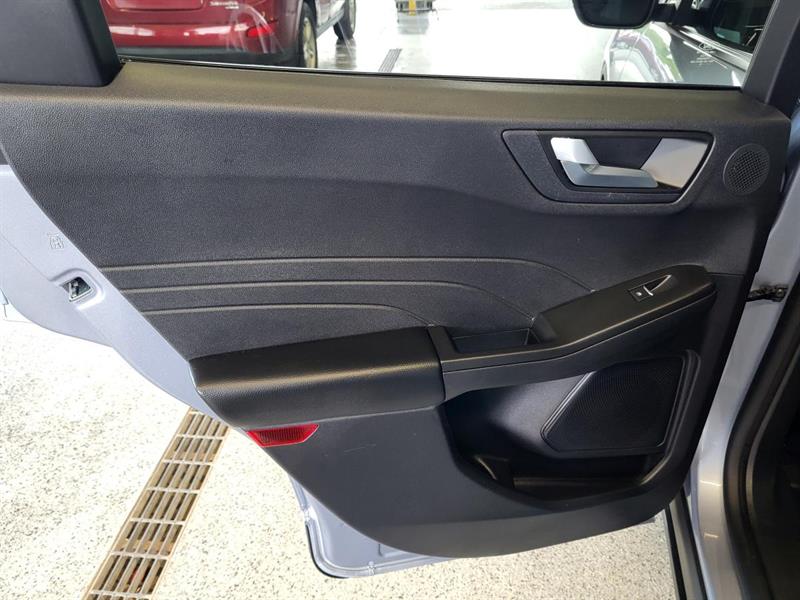 ford Escape 2022 - 17