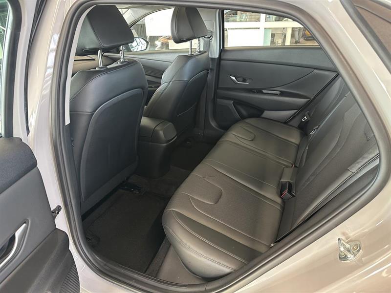 hyundai Elantra 2021 - 18