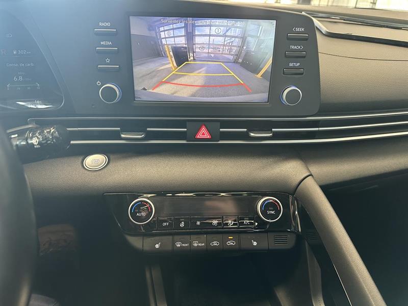 hyundai Elantra 2021 - 24