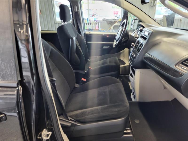 dodge Grand Caravan 2017 - 14