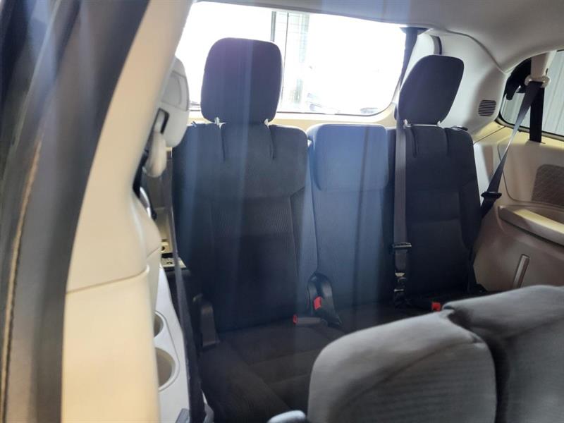 dodge Grand Caravan 2017 - 16