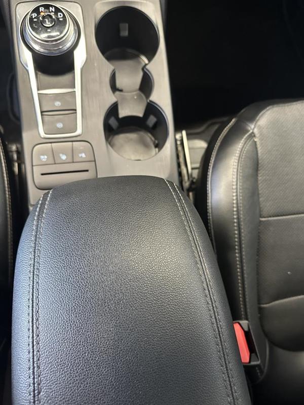 ford Escape 2020 - 27