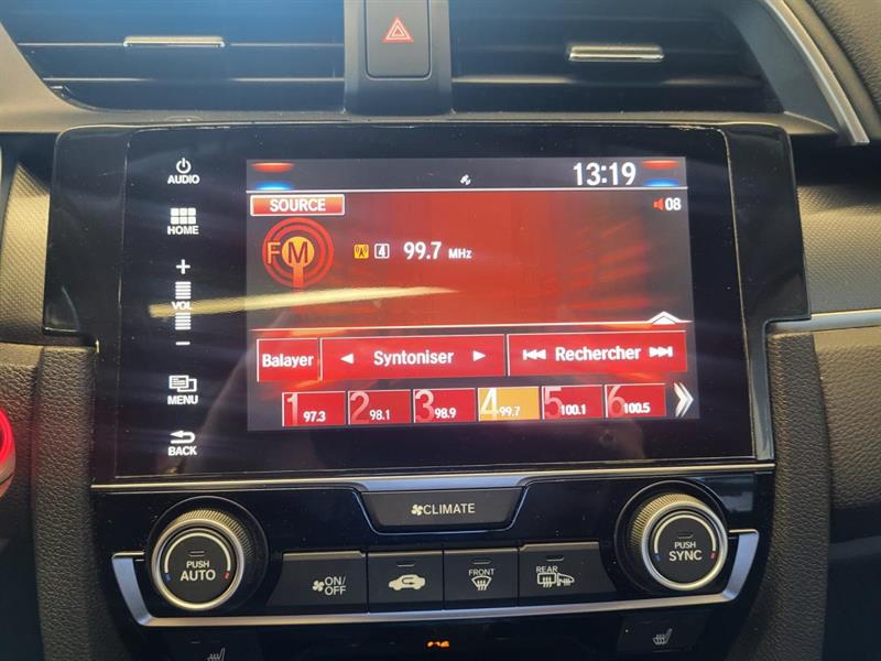 honda Civic 2018 - 24