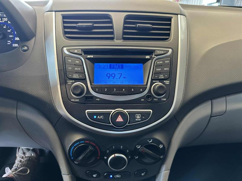 hyundai Accent 2013 - 20
