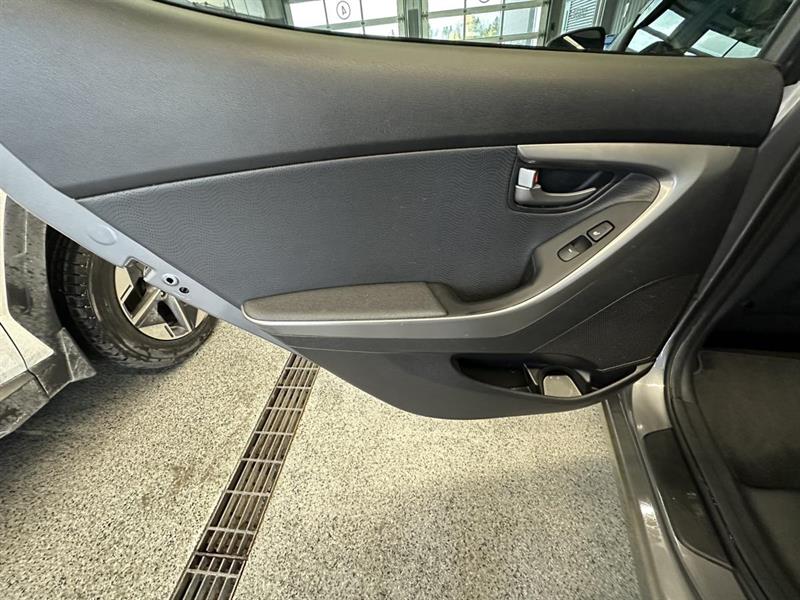 hyundai Elantra 2013 - 17