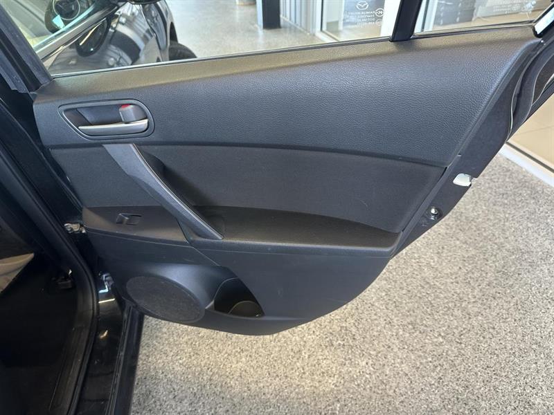 mazda Mazda3 2012 - 14