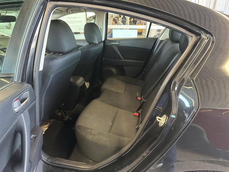 mazda Mazda3 2012 - 17