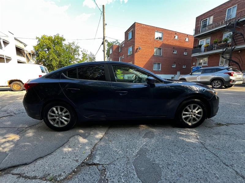 mazda Mazda3 2015 - 11