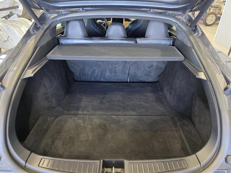 tesla Model S 2019 - 11