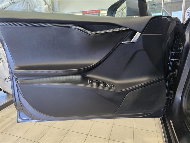 tesla Model S 2019 - 15