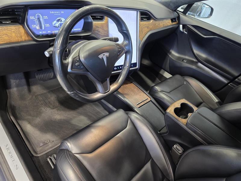 tesla Model S 2019 - 19