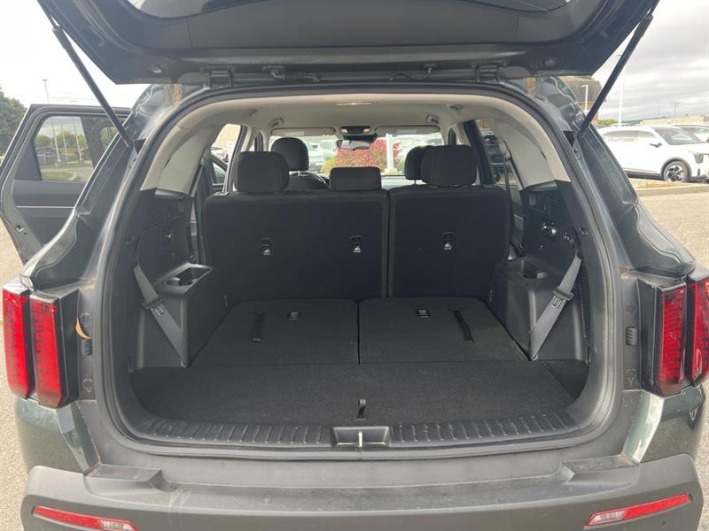 kia Sorento 2021 - 16
