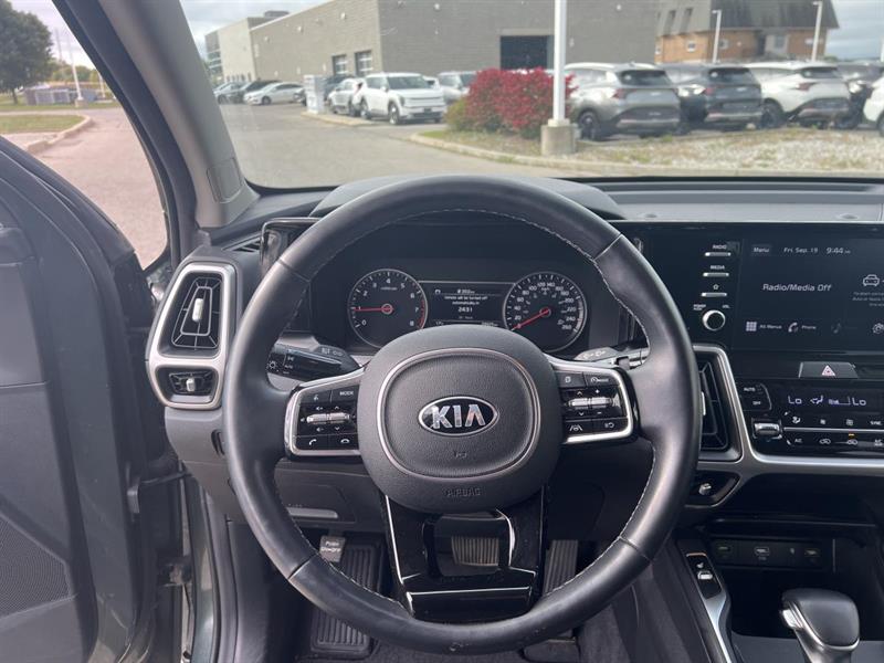 kia Sorento 2021 - 19