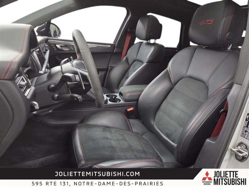 porsche Macan 2024 - 25