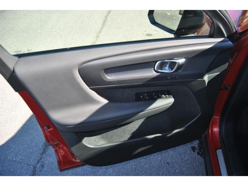 volvo XC40 2022 - 12