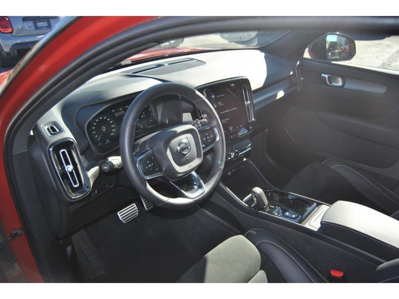 volvo XC40 2022 - 13