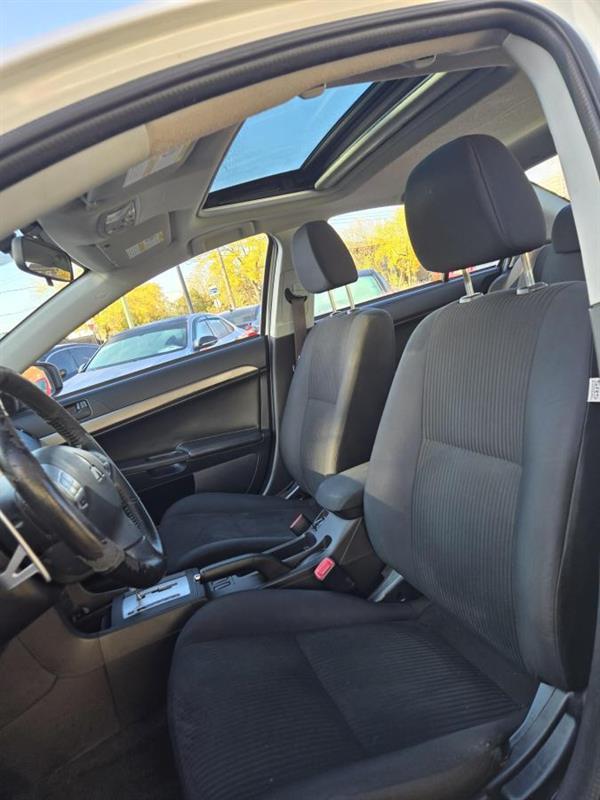 mitsubishi Lancer 2015 - 16