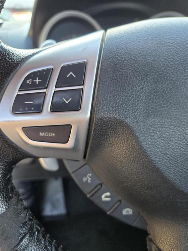 mitsubishi Lancer 2015 - 18