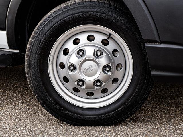 ford Transit fourgon utilitaire 2023 - 6