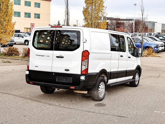 ford Transit fourgon utilitaire 2023 - 13