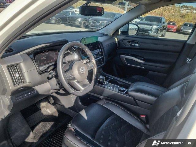 nissan Pathfinder 2022 - 16