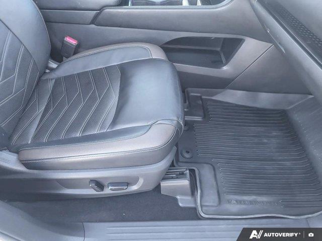 nissan Pathfinder 2022 - 25