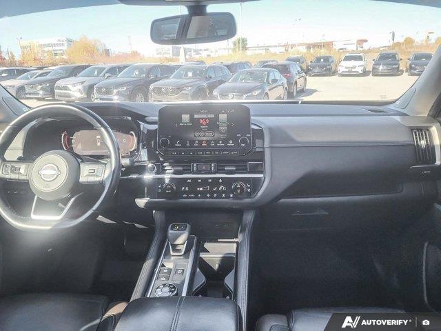 nissan Pathfinder 2022 - 27