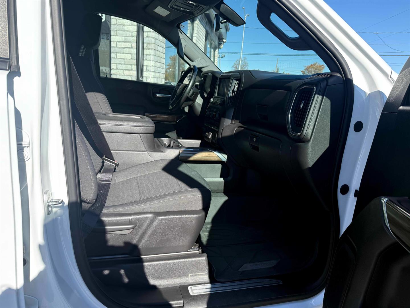 chevrolet Silverado 1500 LTD 2022 - 18