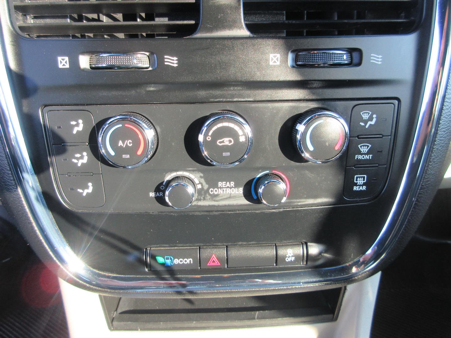 dodge Grand Caravan 2016 - 18