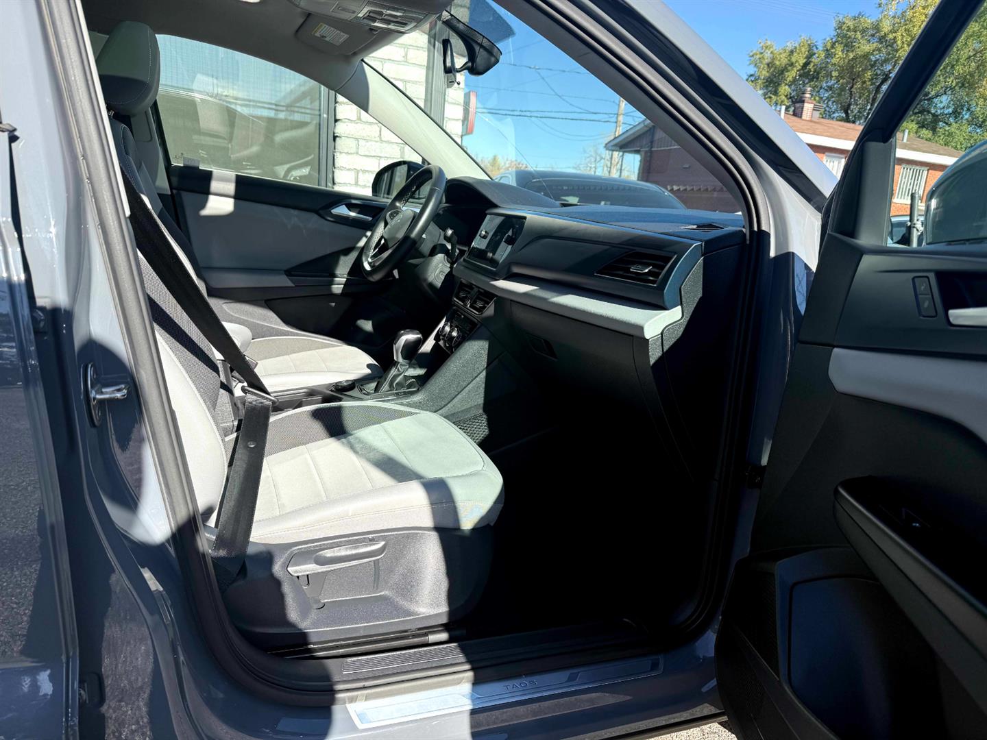 volkswagen Taos 2022 - 16