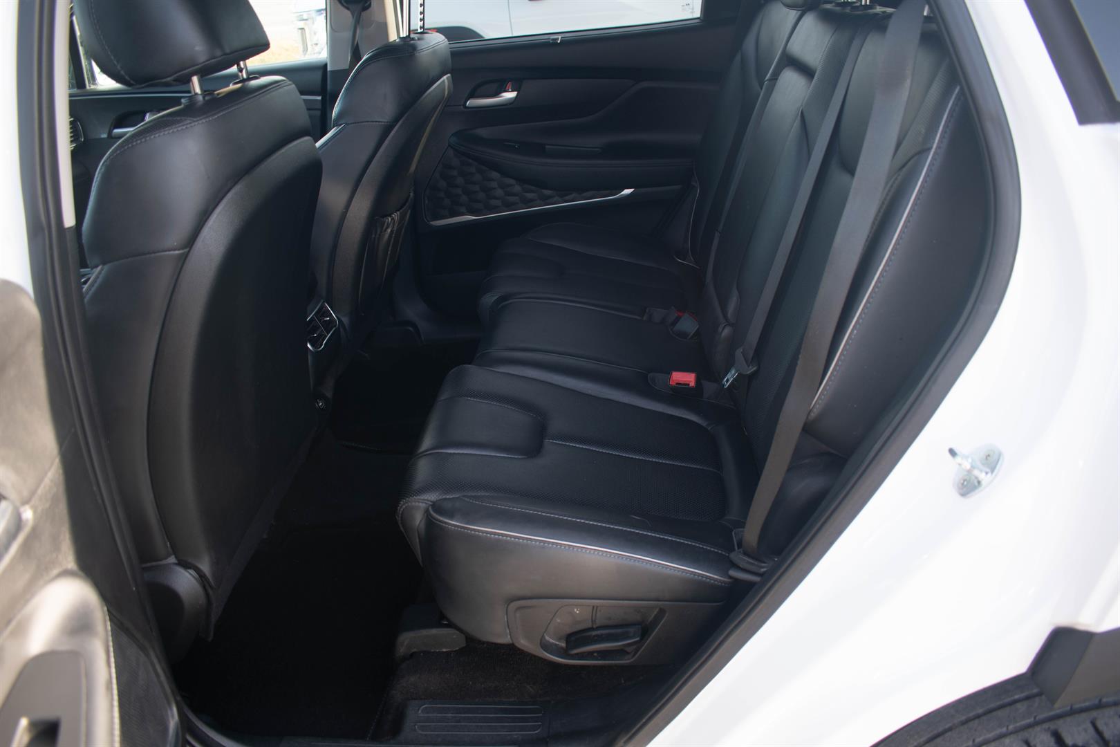 hyundai Santa Fe 2022 - 11