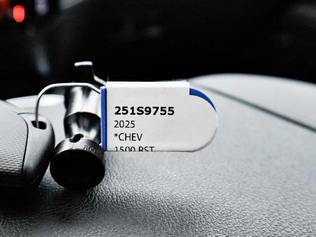 chevrolet Silverado 1500 2025 - 33