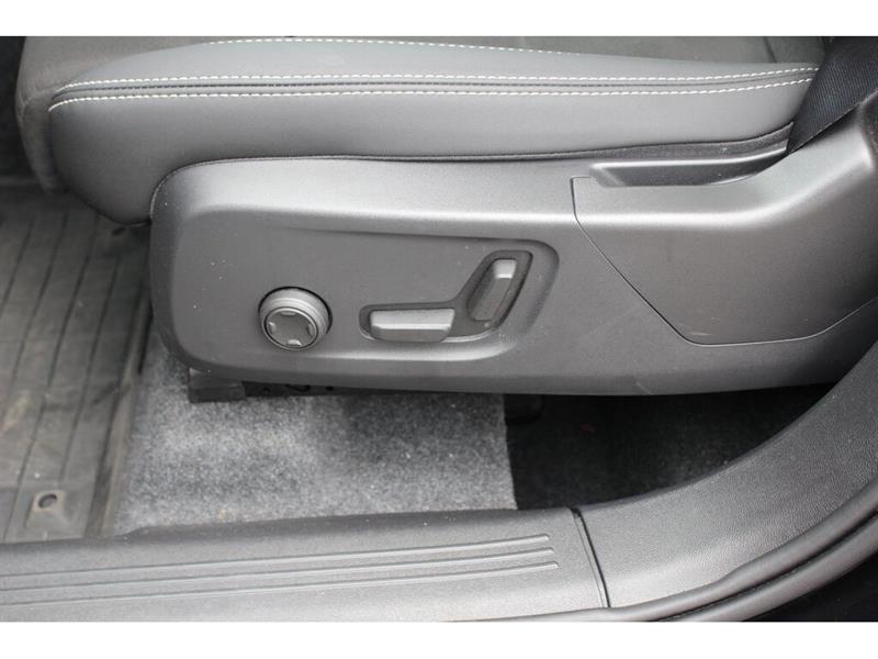 volvo XC40 2025 - 14