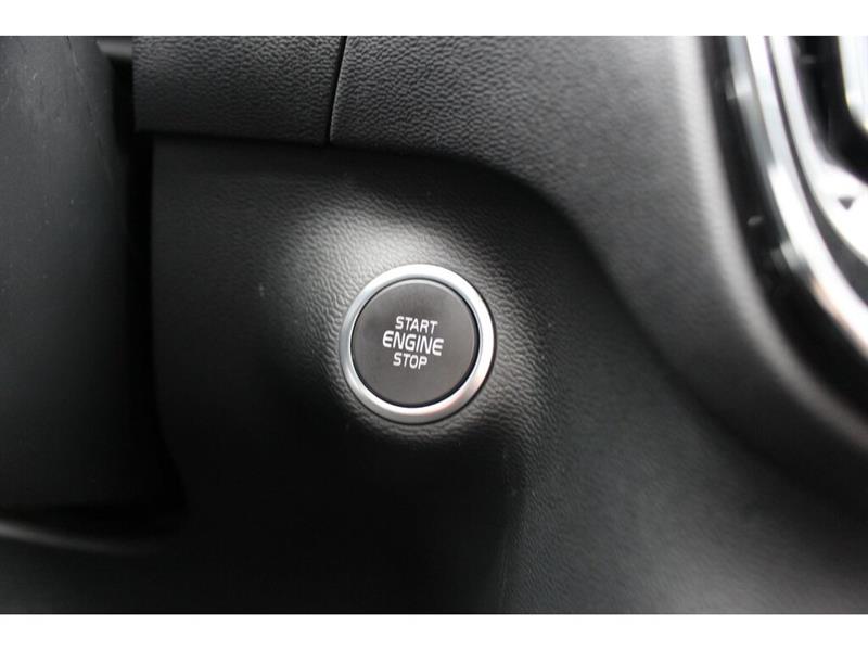 volvo XC40 2025 - 24