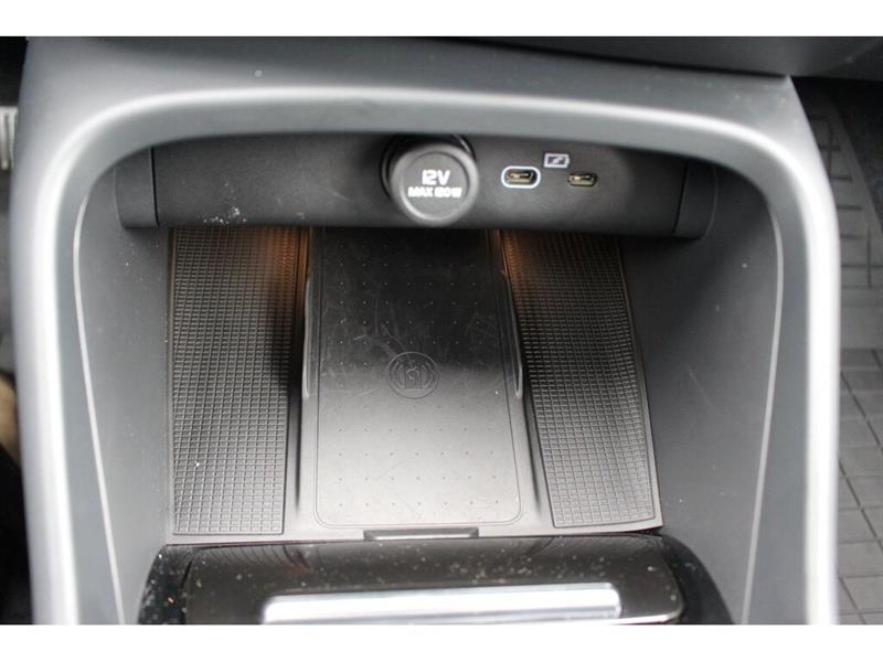 volvo XC40 2025 - 36