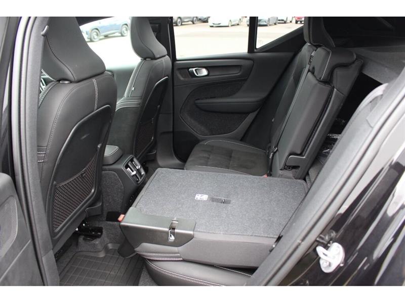 volvo XC40 2025 - 45