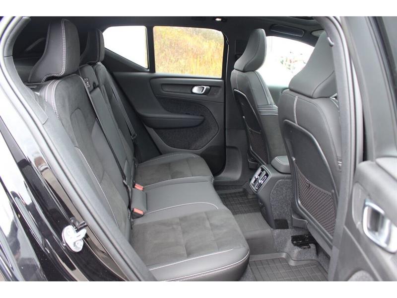 volvo XC40 2025 - 51