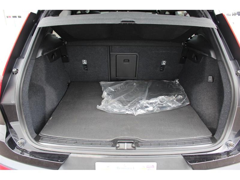 volvo XC40 2025 - 52