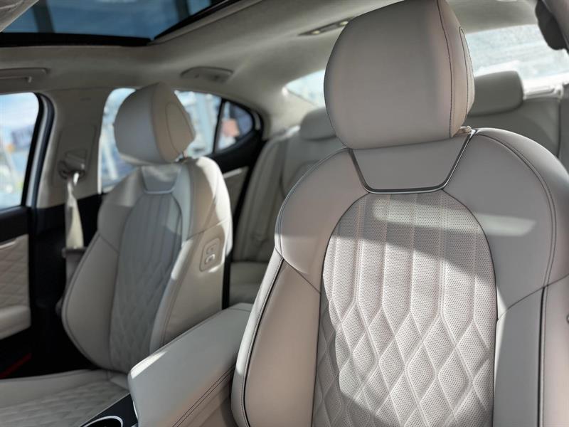 genesis G70 2025 - 16